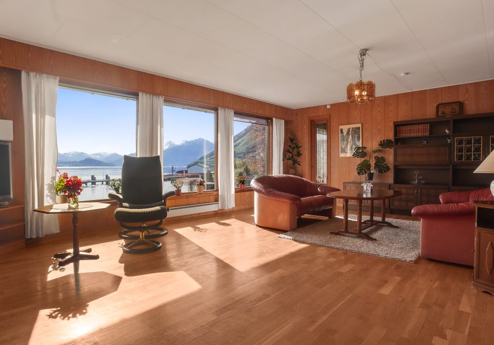 E4EFF381-185B-4C0C-8CAE-08677C0F388F_25950192410325.jpg